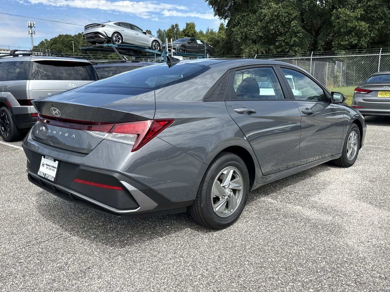 New 2026 Ecotronic Gray Hyundai SE image 3