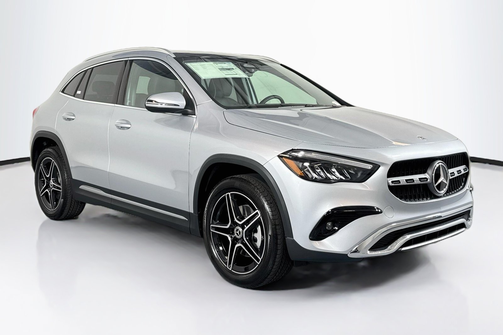 New 2026 Cirrus Silver Metallic Mercedes-Benz GLA 250 image 3