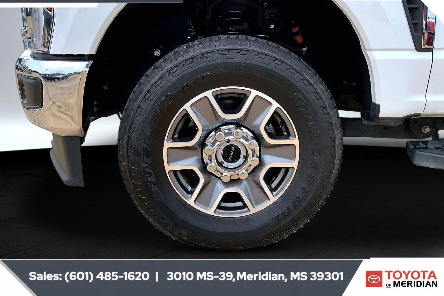 Used 2026 Oxford White Ford Lariat image 7