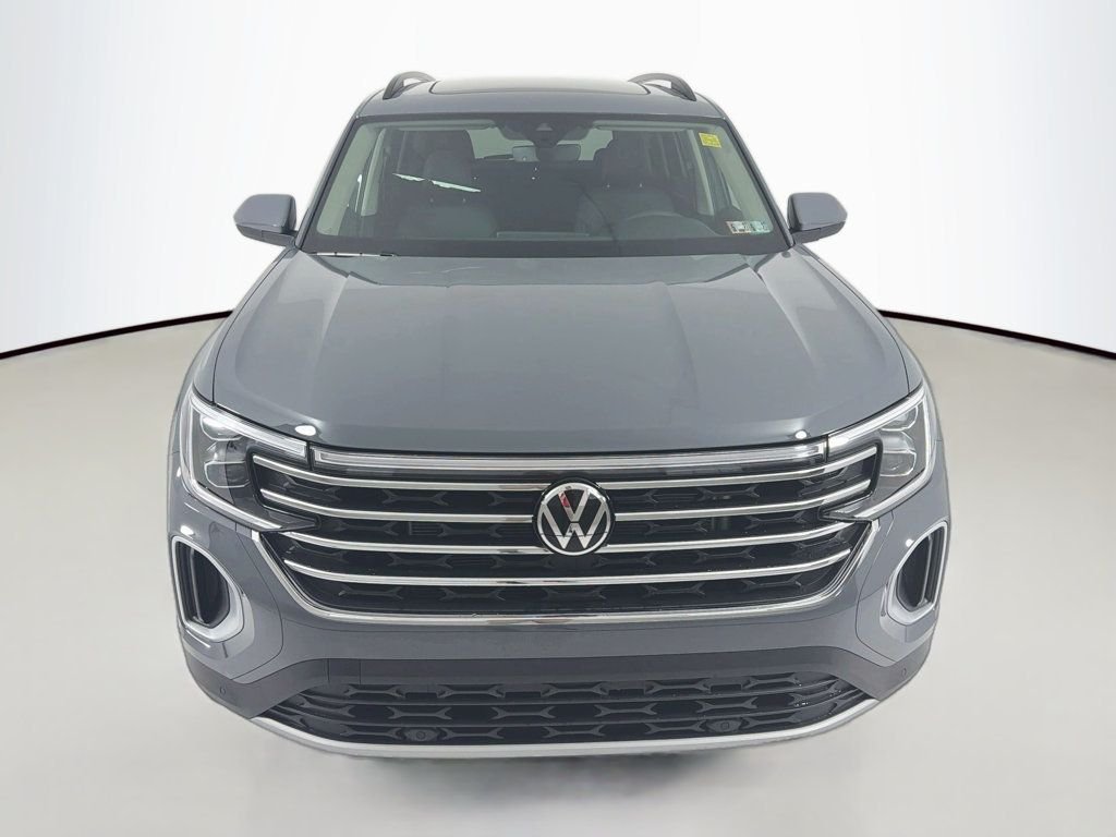 New 2026 Pure Gray Volkswagen 2.0T SE w/Technology 4MOTION image 2