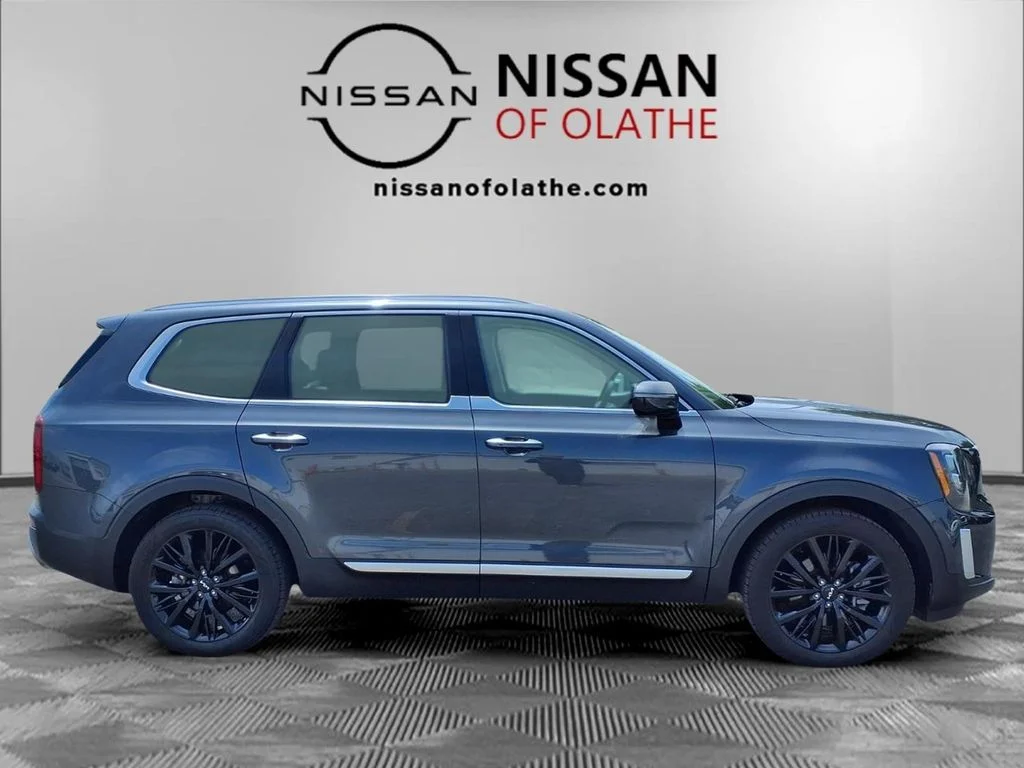 Used 2022 Gray Kia SX image 31