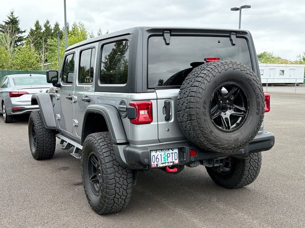 Used 2018 Billet Silver Metallic Clearcoat Jeep Unlimited Rubicon image 6