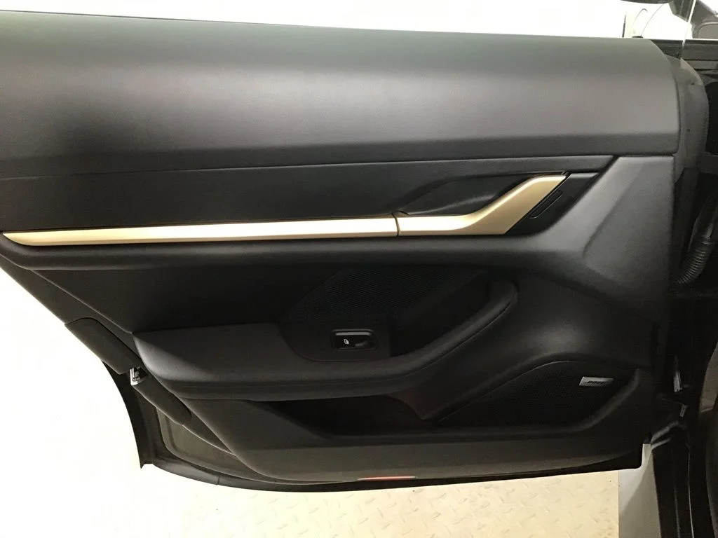 2025 Porsche Taycan S - Photo 27