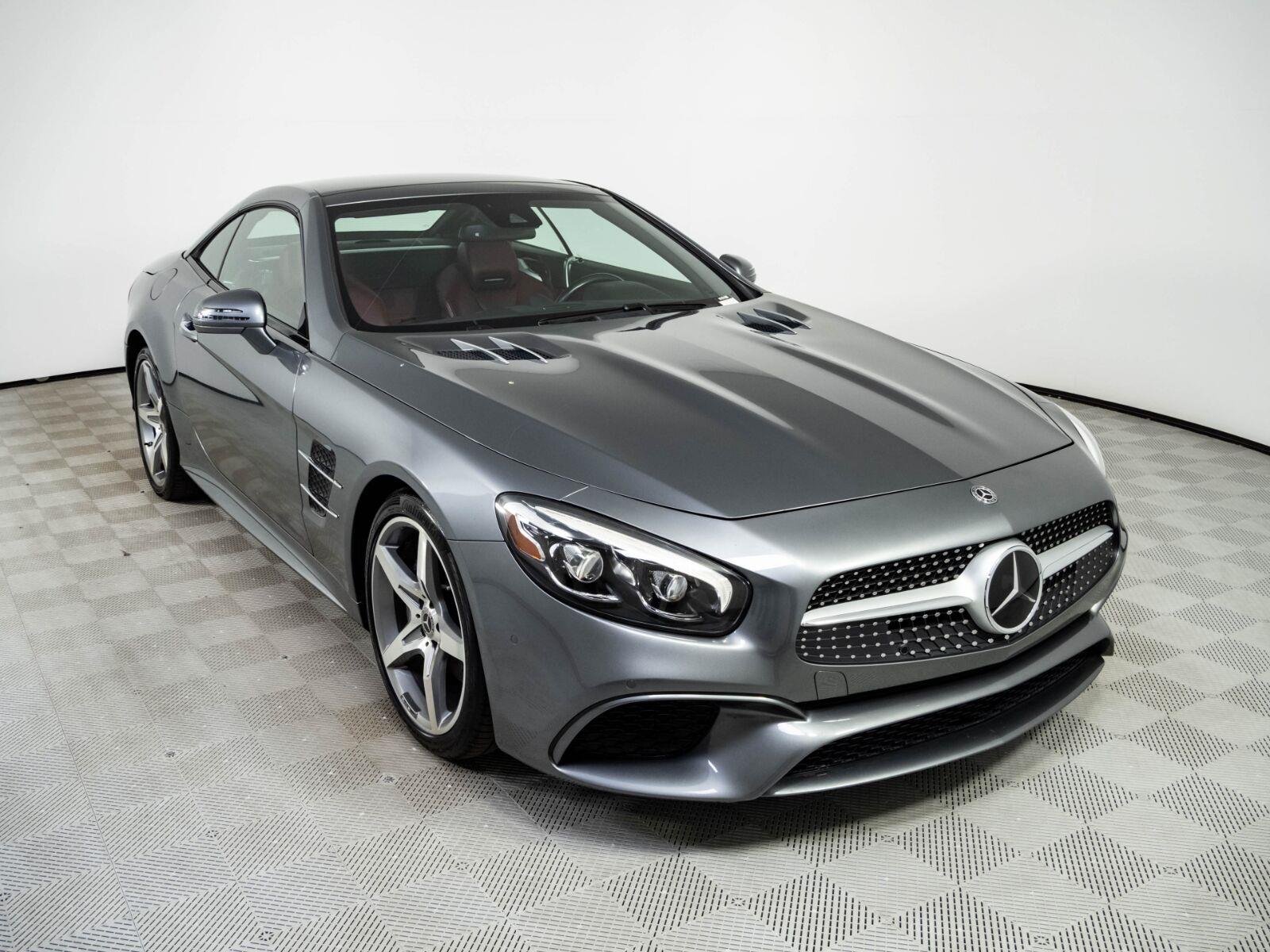 Used 2018 Selenite Grey Metallic Mercedes-Benz SL 550 image 22