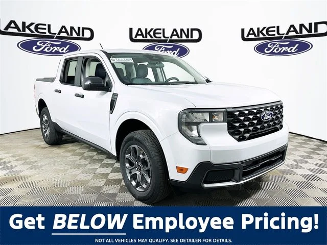 New 2026 White Ford XLT image 1