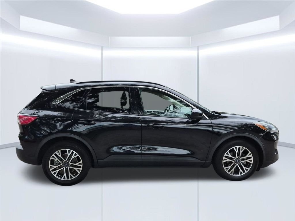 Used 2020 Black Metallic Ford SEL image 7