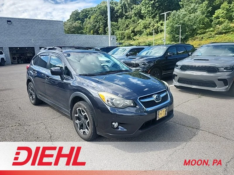 Used 2014 Gray Subaru 2.0i Limited image 1