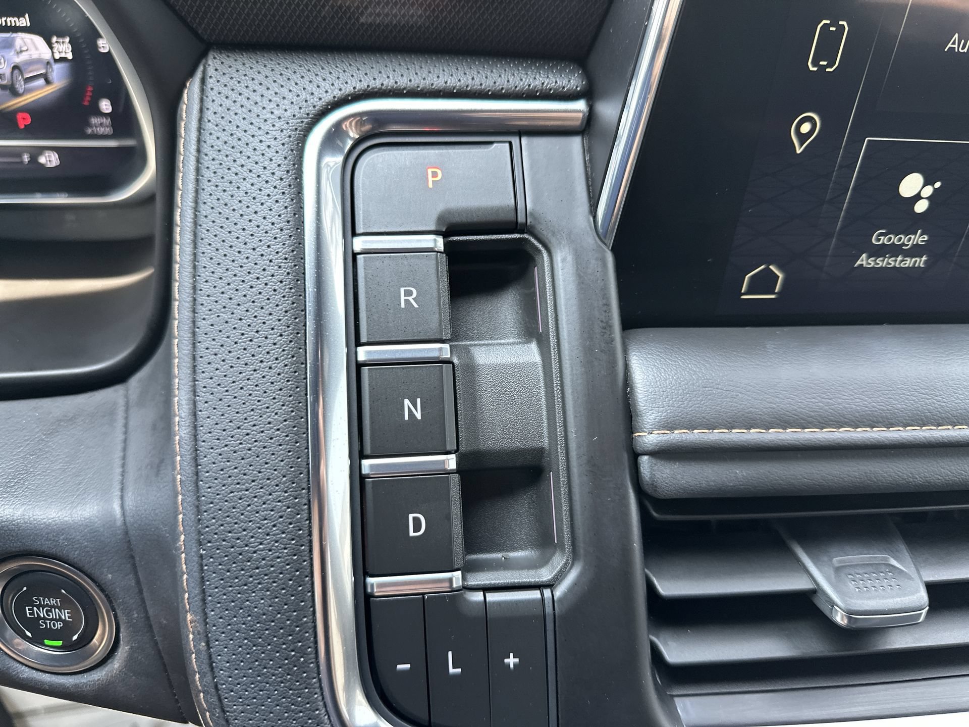 Used 2024 Onyx Black GMC AT4 image 20