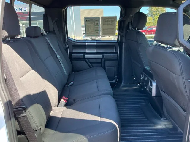 Certified Used 2019 Oxford White Ford XLT image 26
