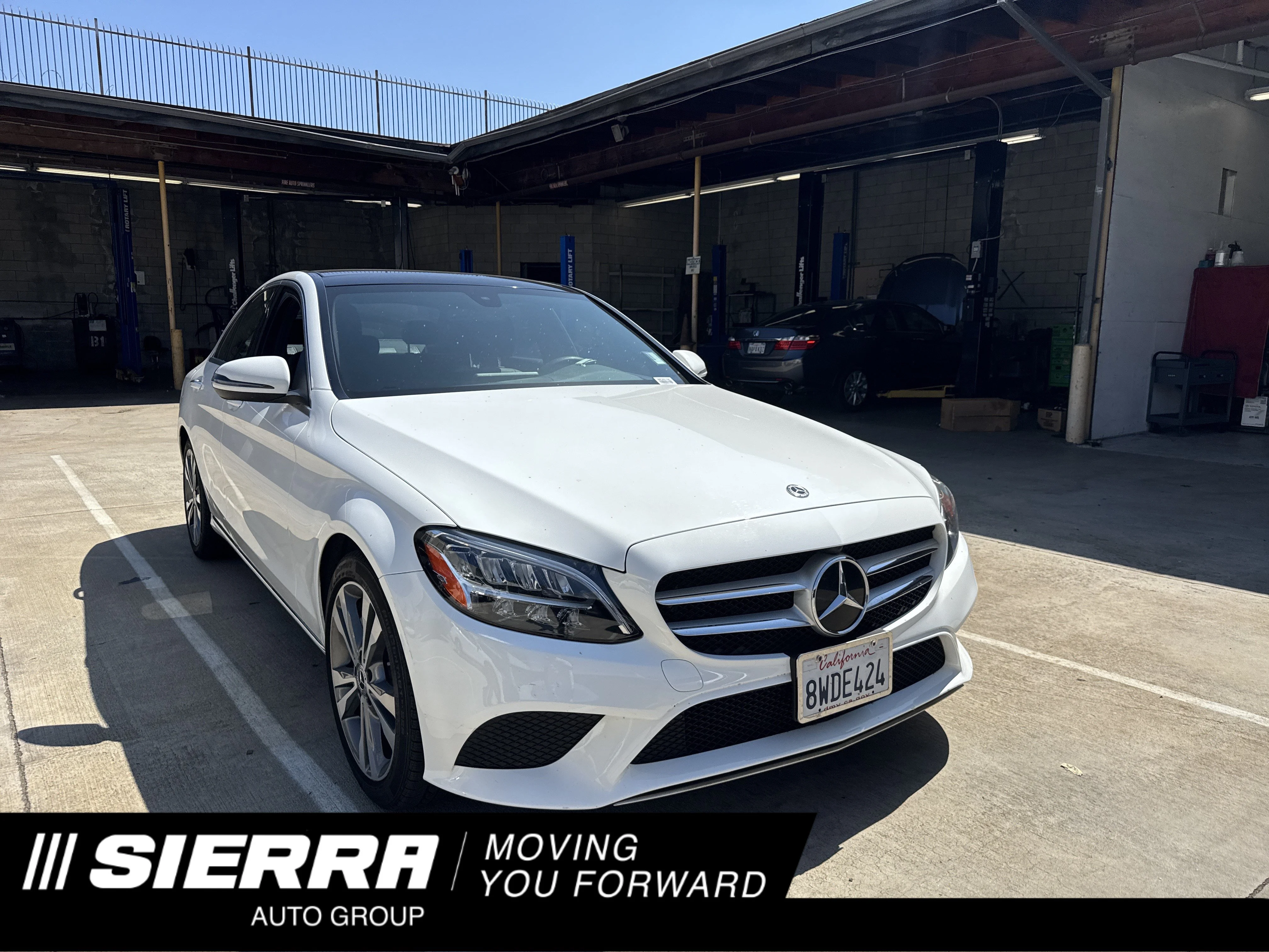 Used 2021  Mercedes-Benz C 300 image 1