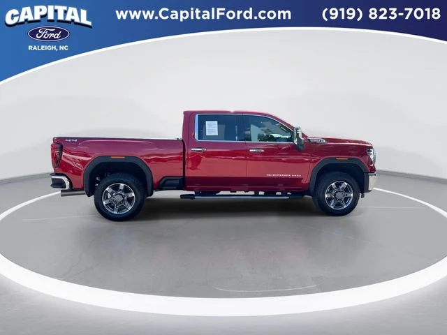 Used 2025 Red GMC SLT image 9