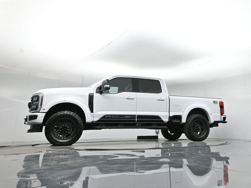 New 2026 Oxford White Ford Lariat image 54
