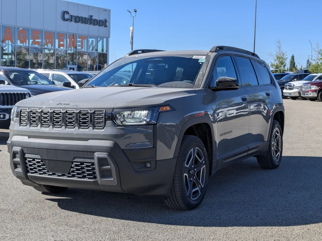 New 2026 Grey Jeep Limited - - 4x4 - Preferred Package 23G - Mopar Interior Protection Pckge-  Pano Sunroof & More! image 4