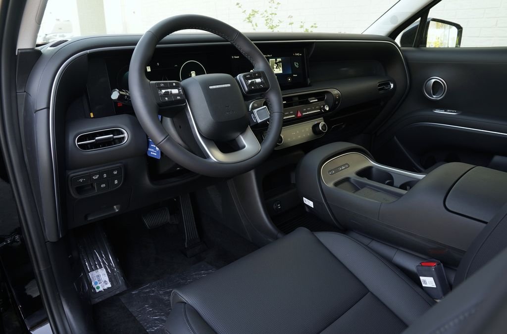 New 2026 Abyss Black Pearl Hyundai SEL image 32
