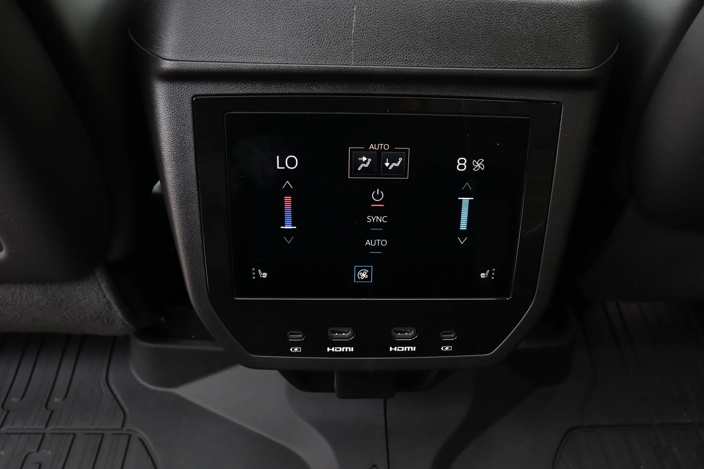 New 2026 Onyx Black GMC Denali Ultimate image 32