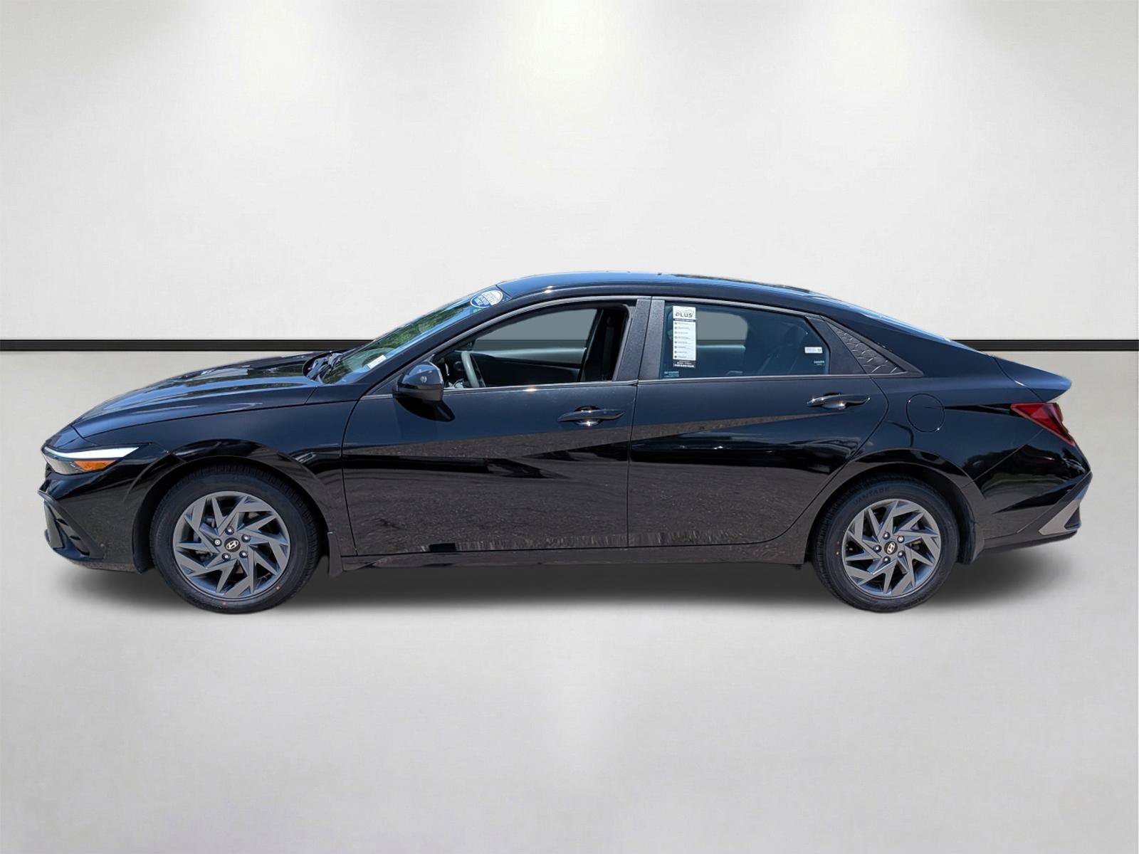 2024 Hyundai Elantra SEL - Photo 7