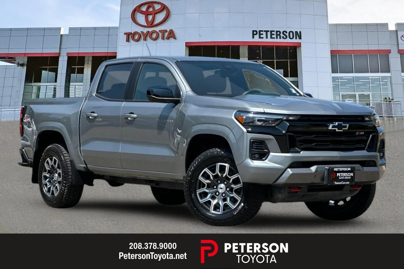Used 2023 Gray Chevrolet Z71 image 1