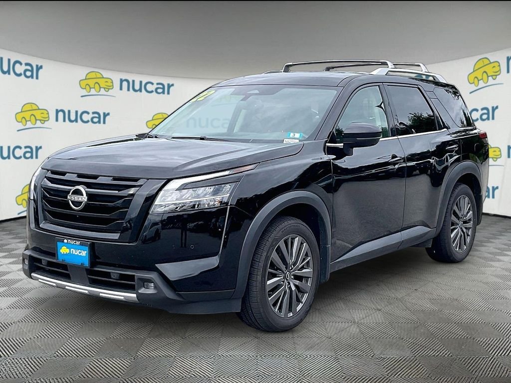 Used 2022 Super Black Nissan SL image 3