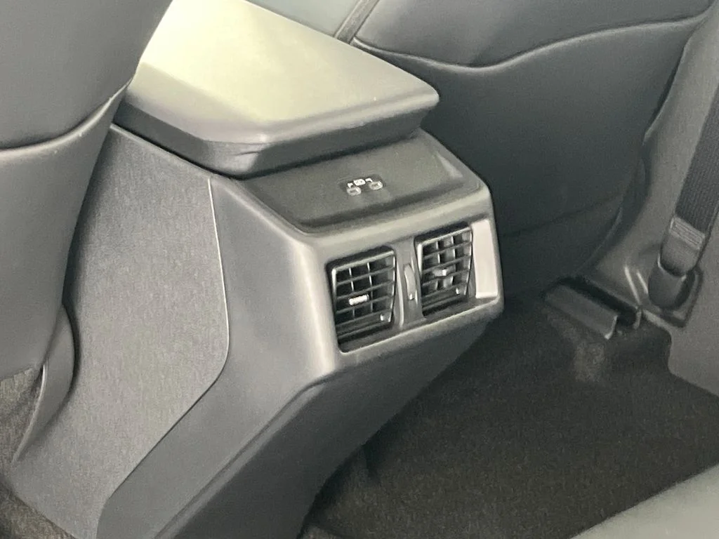 New 2026 SMOKED CARBON Subaru Premium image 35
