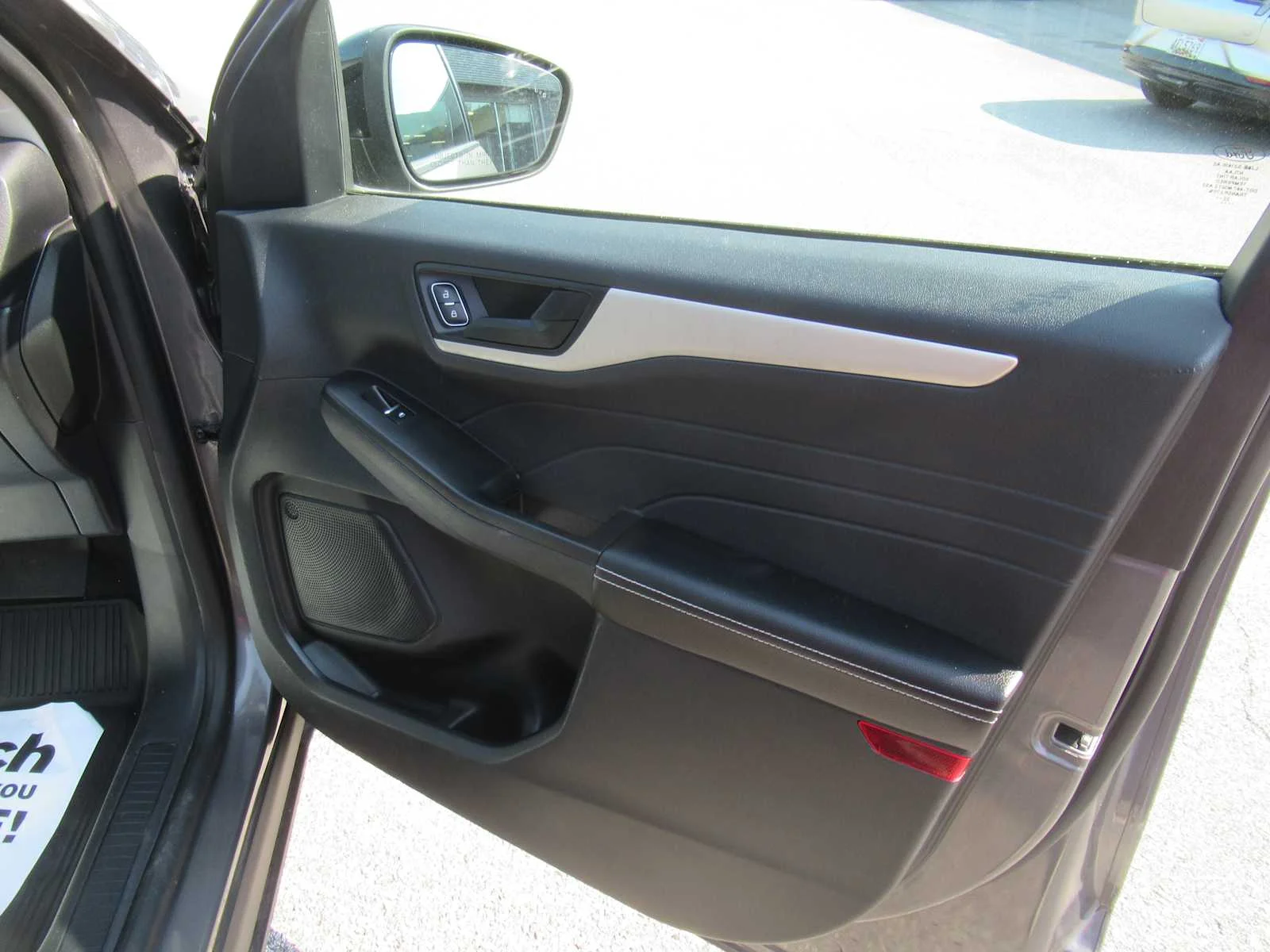 Certified Used 2022 Carbonized Gray Ford SE image 23