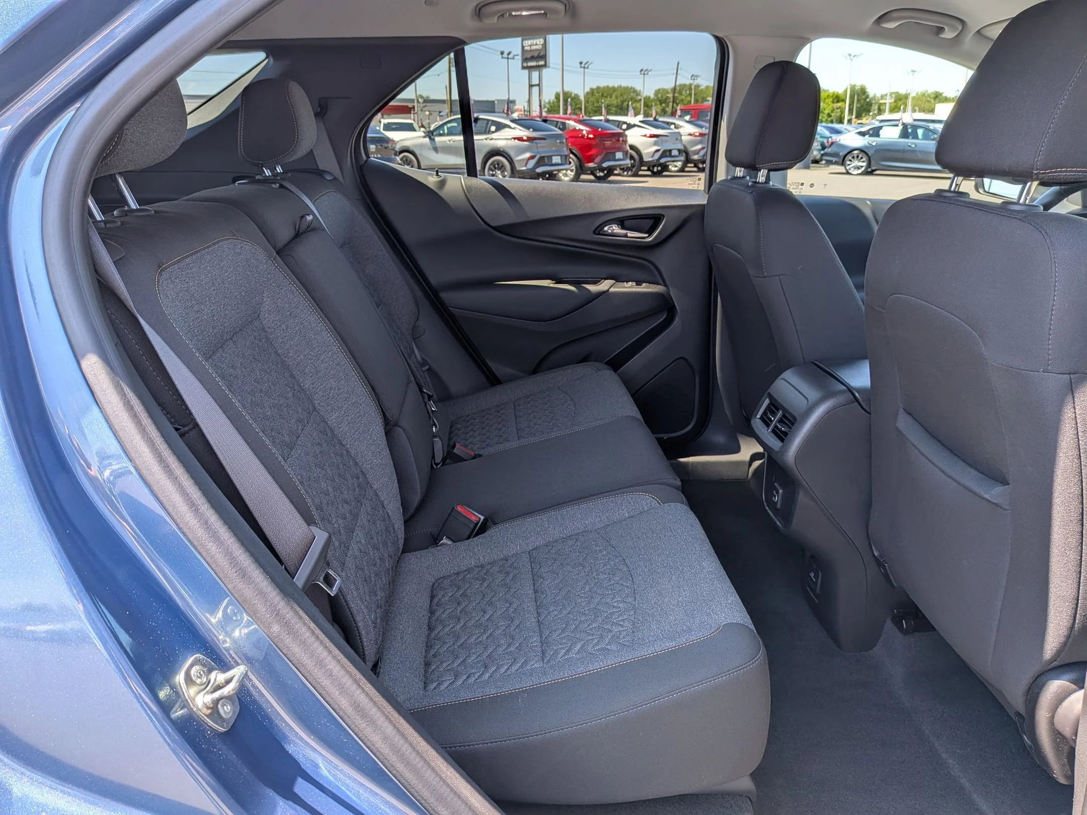 Used 2024 Lakeshore Blue Metallic Chevrolet LT image 26