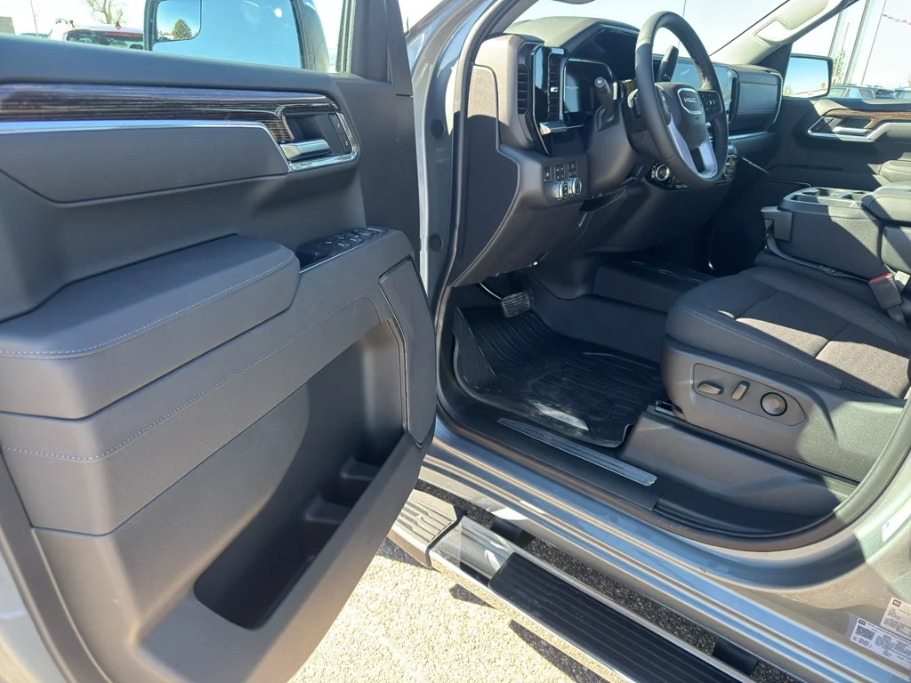 New 2026 Sterling Metallic GMC SLE image 11