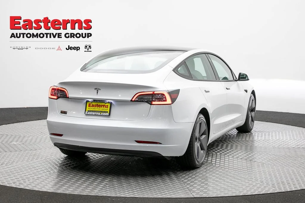 Used 2023 White Tesla Base image 5