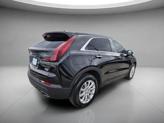 Used 2023 Stellar Black Metallic Cadillac FWD Luxury image 5