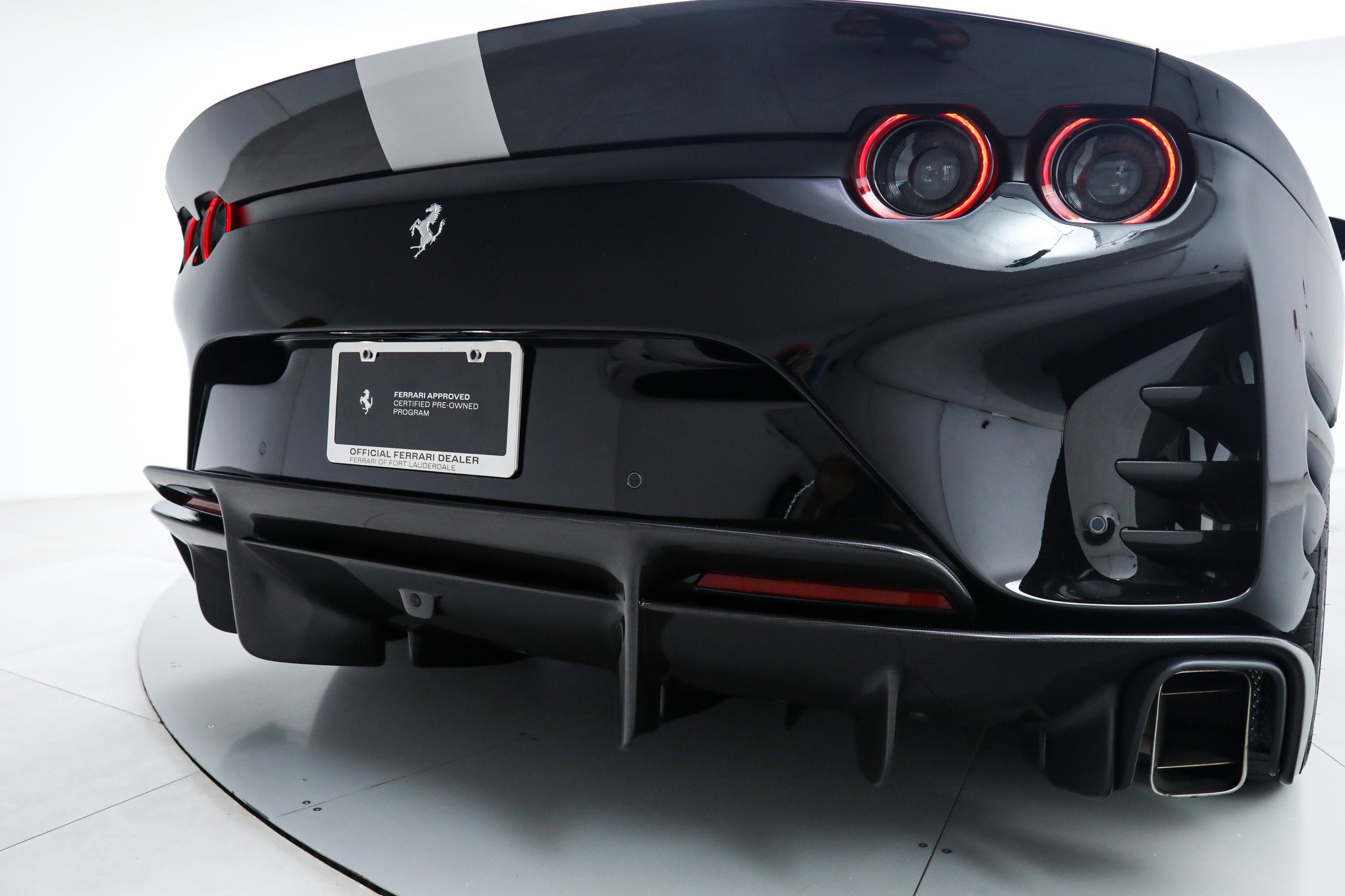 Used 2022 Nero Ferrari  image 21