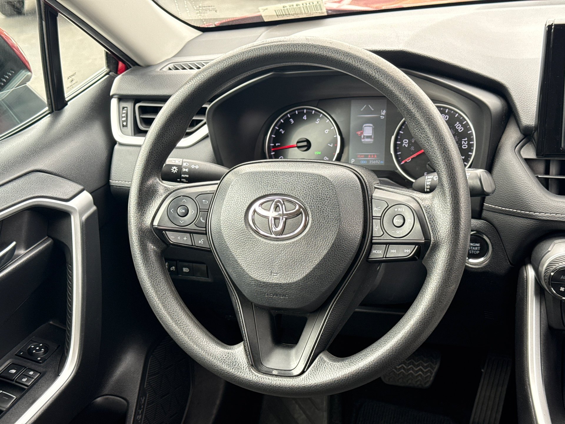 Certified Used 2022 Ruby Flare Pearl Toyota XLE image 19