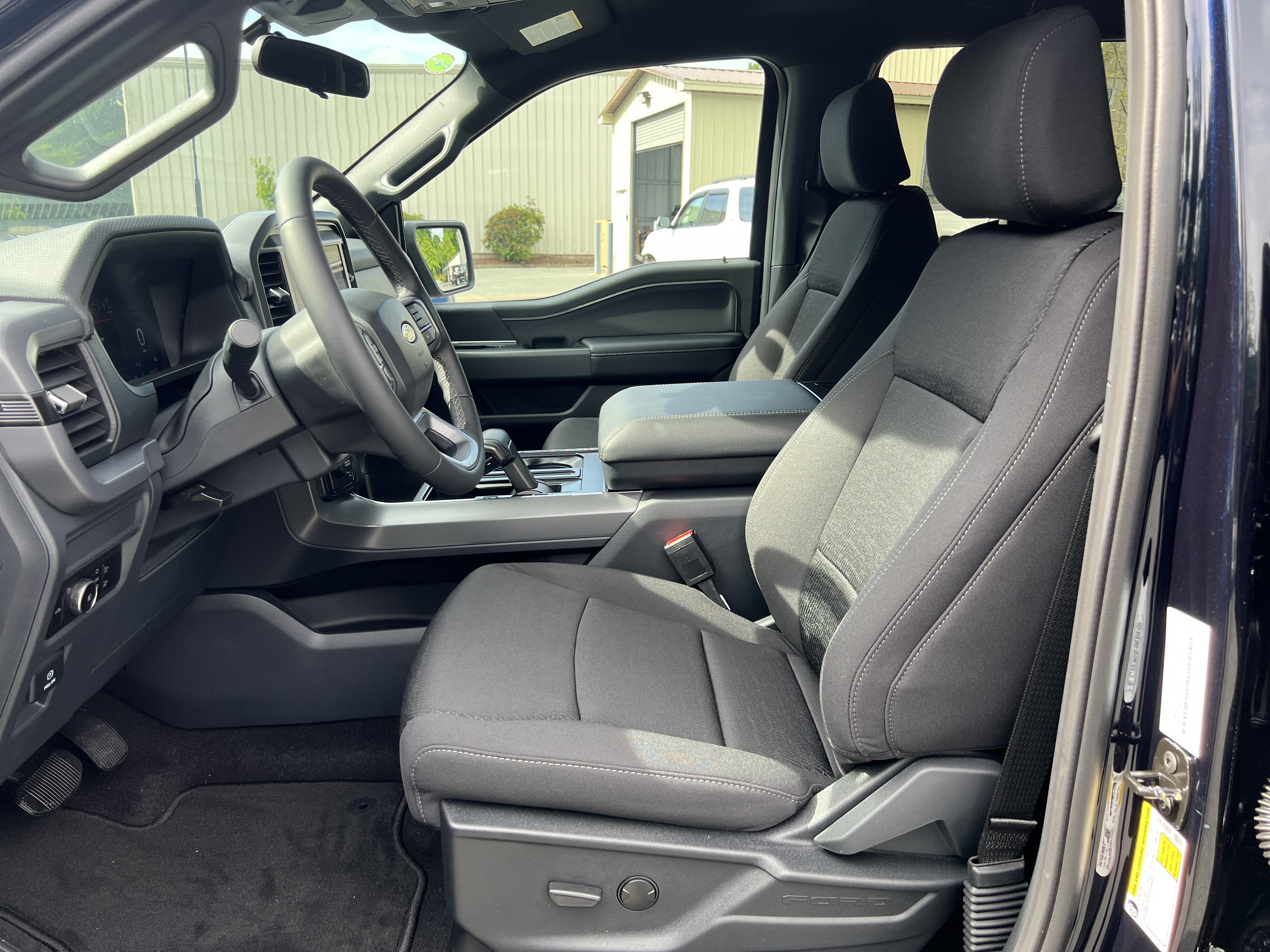 New 2026 Antimatter Blue Metallic Ford XLT image 11