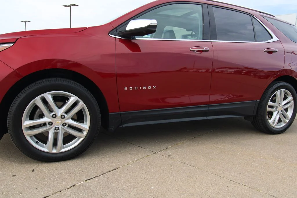Used 2019 Cajun Red Tintcoat Chevrolet Premier image 10