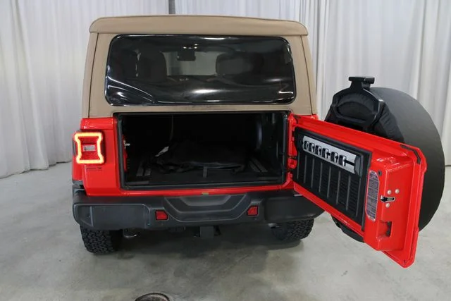 Used 2020 Red Jeep Unlimited Sahara image 32