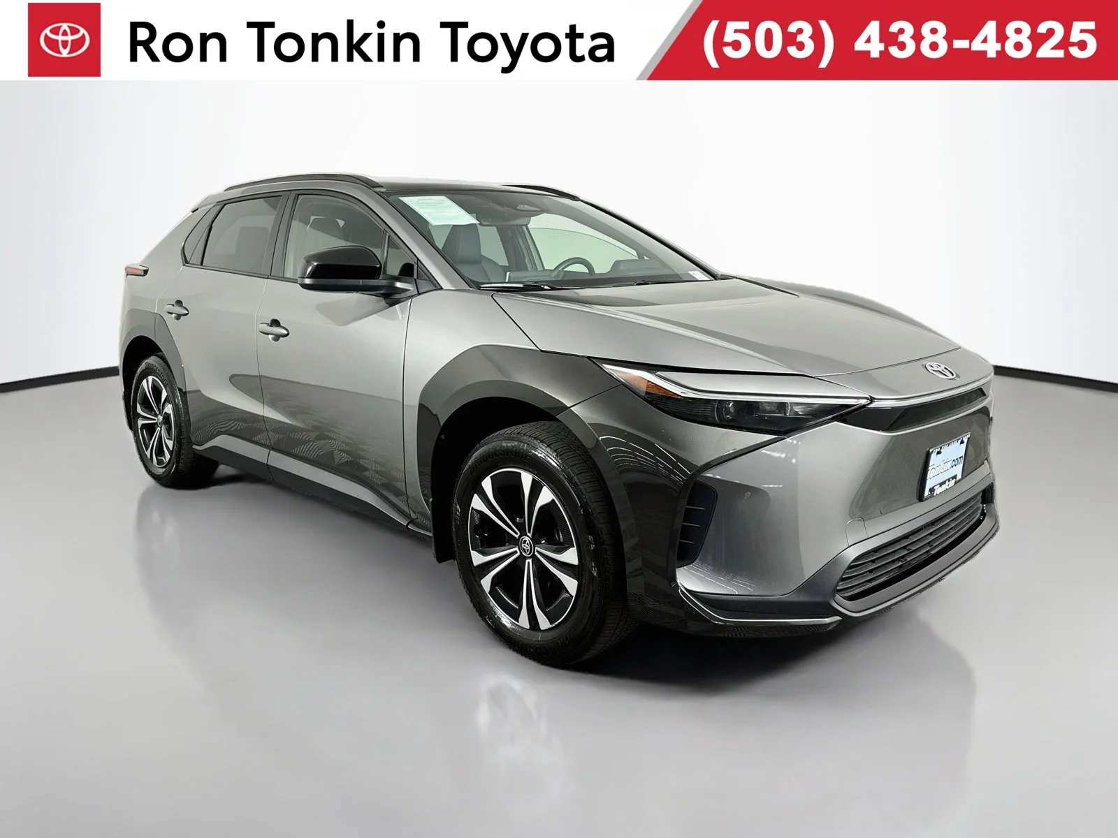 Certified Used 2023  Toyota XLE image 1