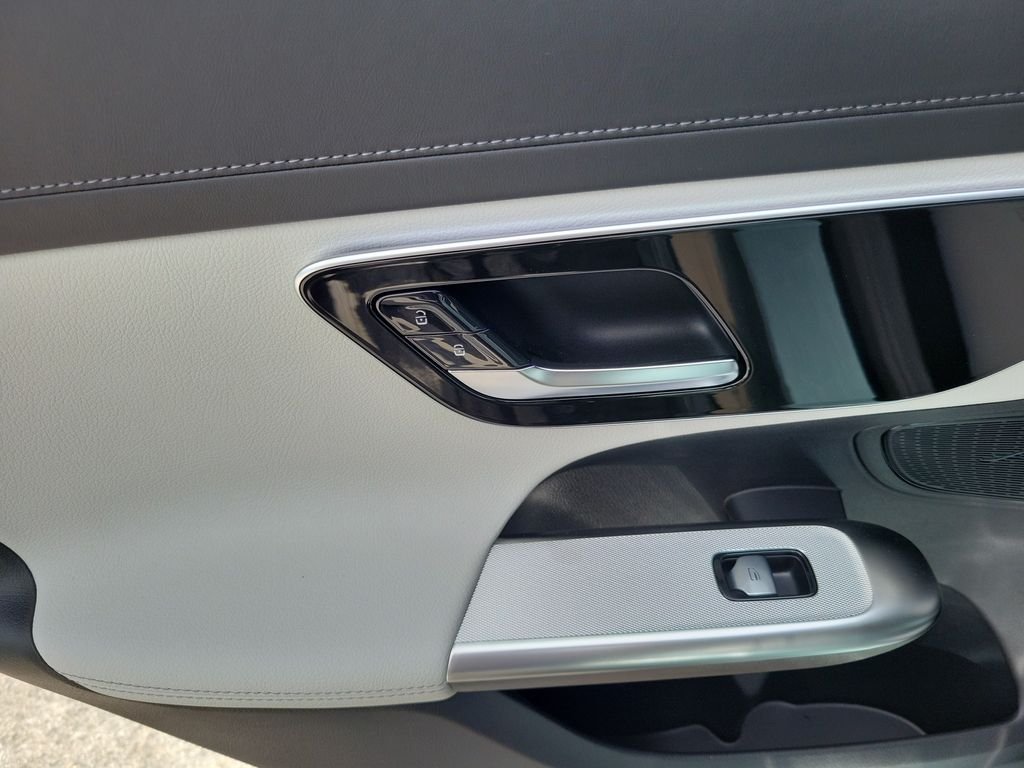 New 2027 Verde Silver Metallic Mercedes-Benz GLC 300 image 15