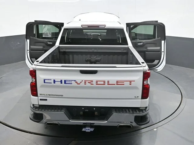 Used 2020 White Chevrolet LT image 27