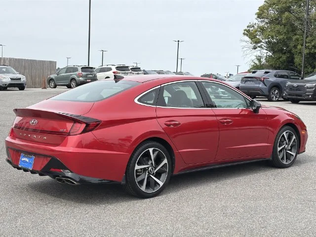 Used 2021 Red Hyundai SEL Plus image 13