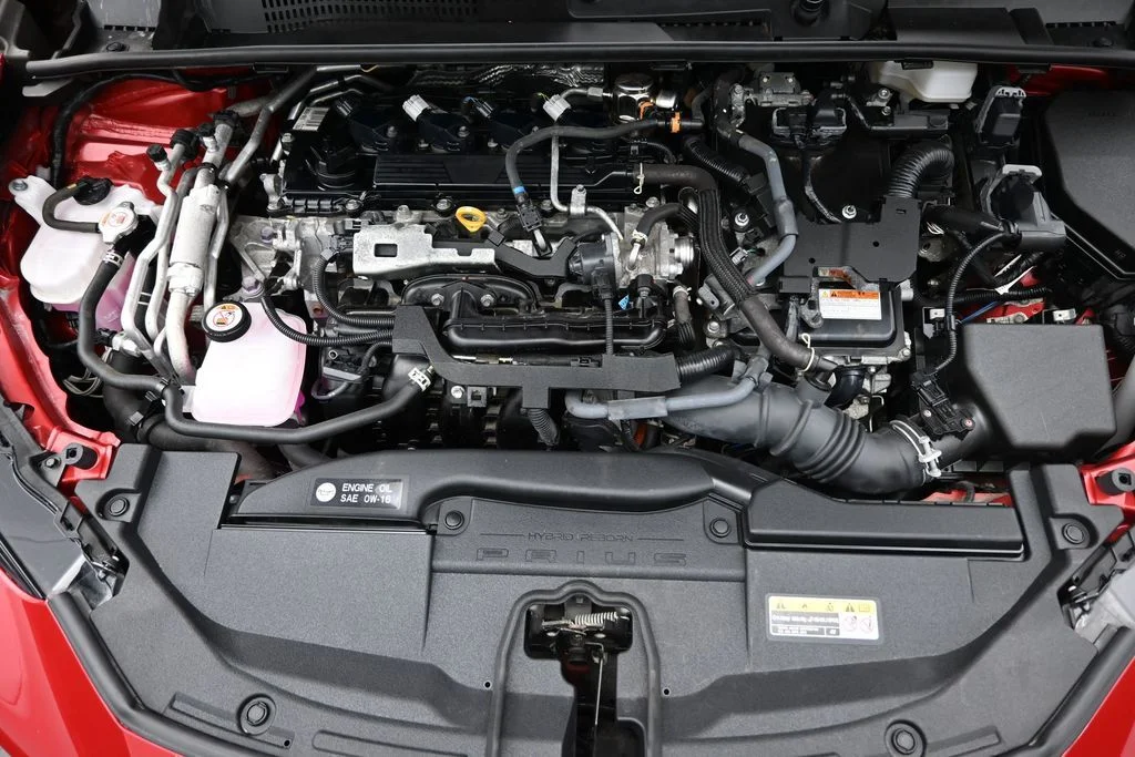 Used 2023 Red Toyota SE image 18