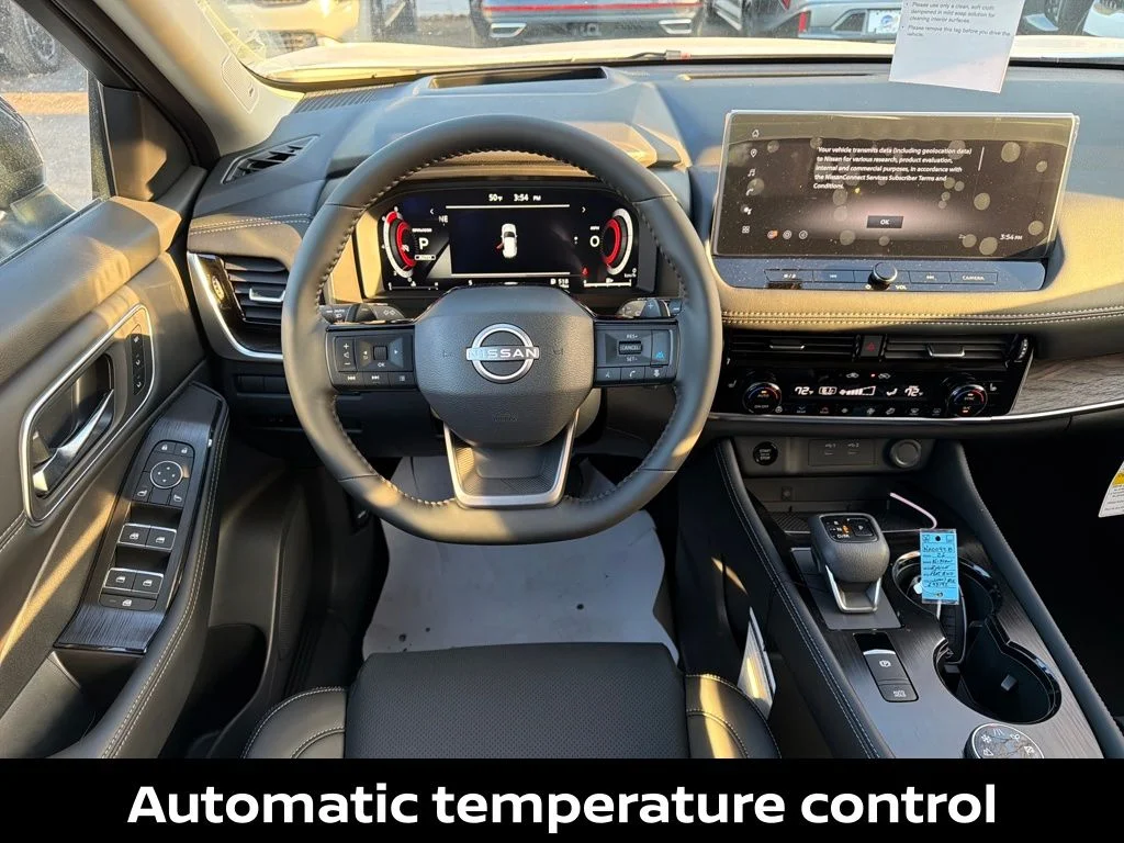 2026 Nissan Rogue Platinum - Photo 17