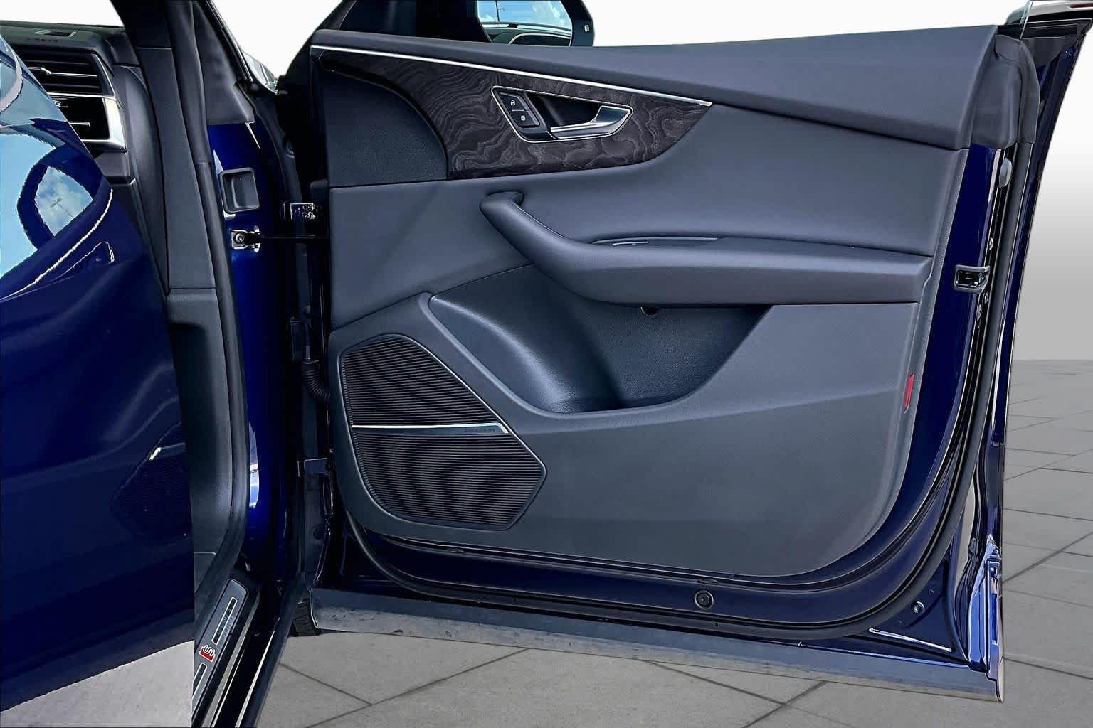 Used 2021 Navarra Blue Metallic Audi Premium Plus image 20