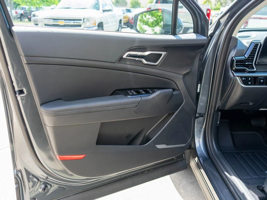 2025 Kia Sportage EX Hybrid - Photo 15