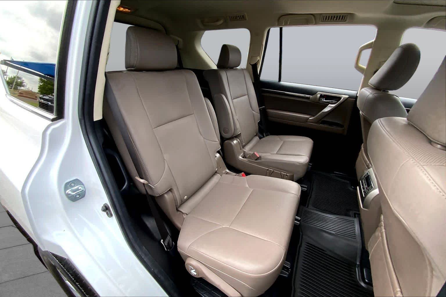 Used 2021 Starfire Pearl Lexus Premium image 20
