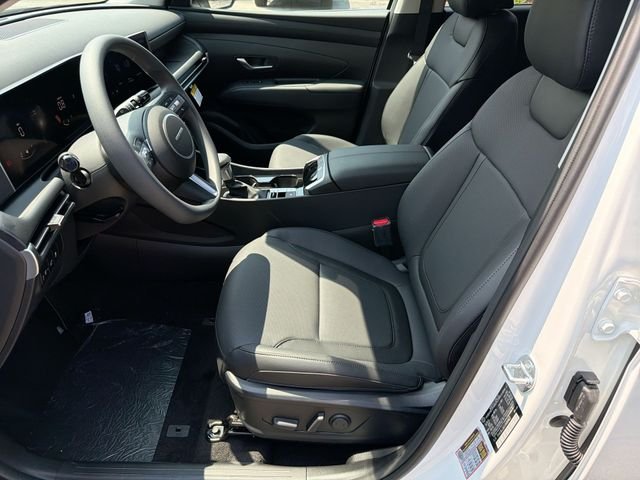 New 2026 White Hyundai SEL Plus AWD image 32