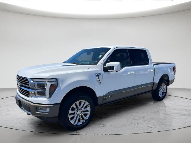 New 2026 Star White Metallic Tri-Coat Ford King Ranch® image 25