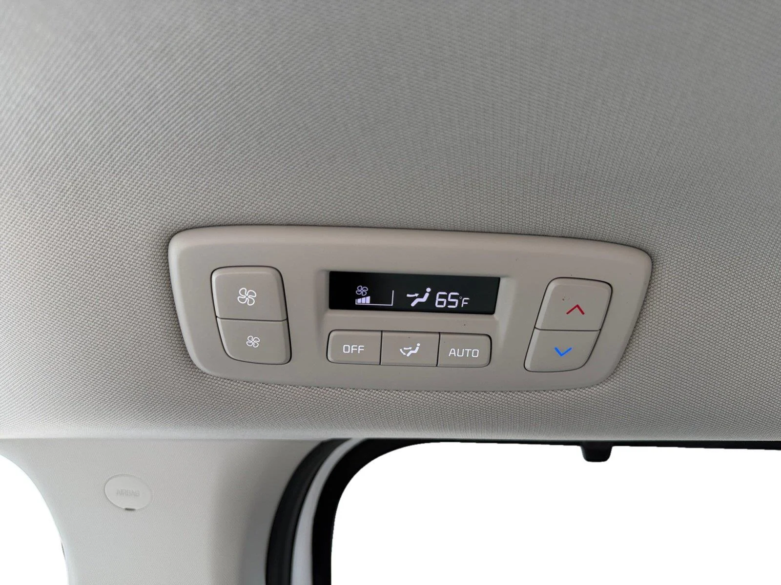 Used 2025 Snow White Pearl Kia SX Prestige image 26