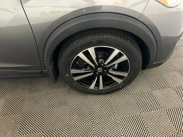 Used 2020 Gun Metallic Nissan SV image 38