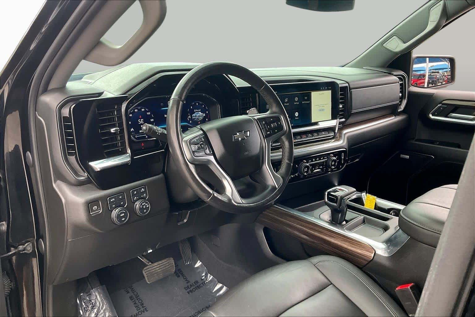 Used 2023 Black Chevrolet RST image 17