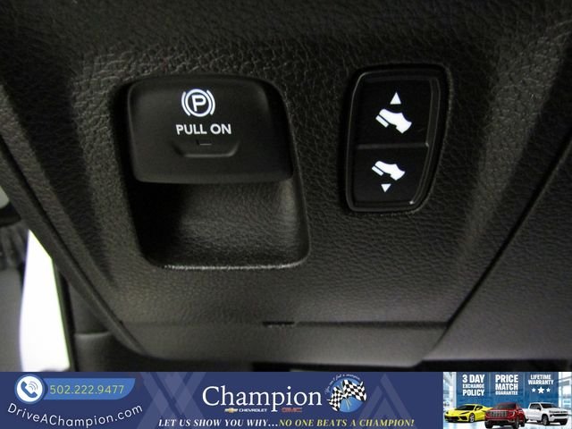 Used 2021 White Ram Laramie image 30