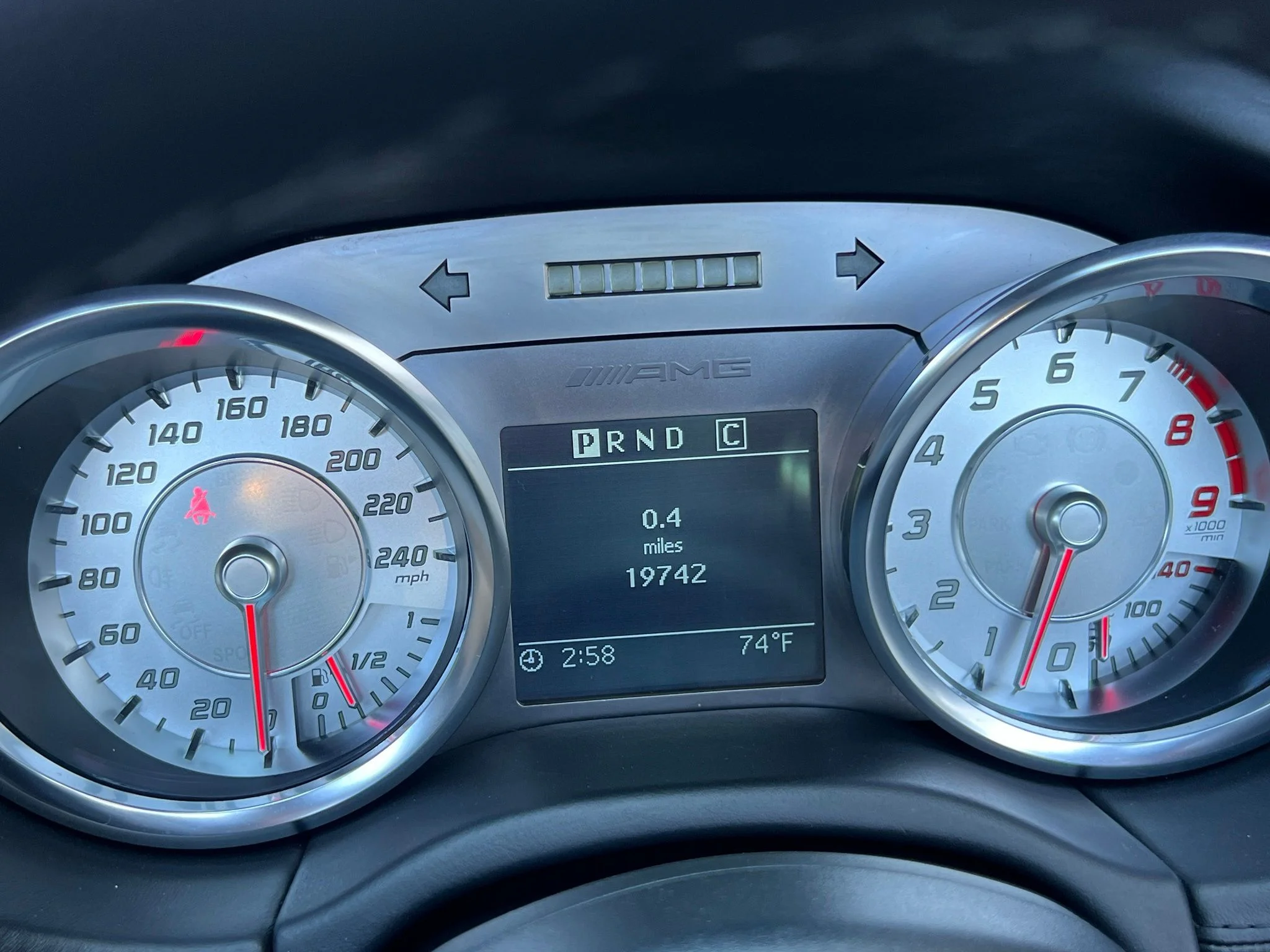 Used 2012 Silver Mercedes-Benz Base image 23