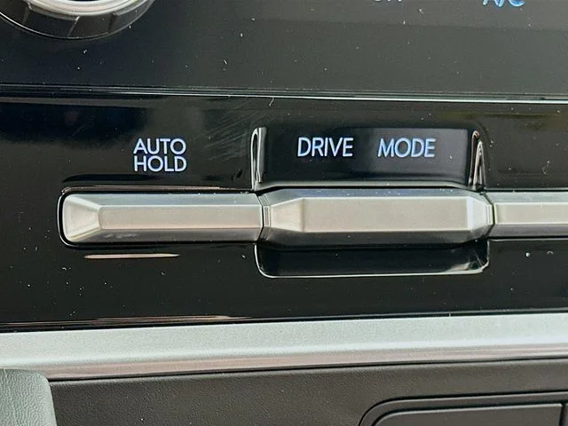 New 2026 Hyundai SANTA FE HYBRID SEL